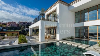 Spanish Corner 17 - Beautiful Family Villa located in The Hills