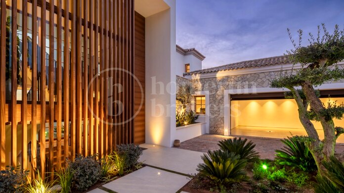 Spanish Corner 17 - Beautiful Family Villa located in The Hills