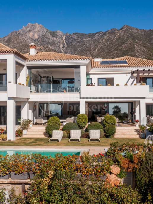 Villa Clara - Renovated Villa Located in Sierra Blanca - Marbella Golden Mile