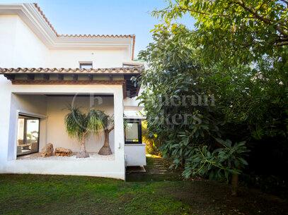Villa Clara - Renovated Villa Located in Sierra Blanca - Marbella Golden Mile