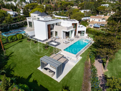 Villa Imagine – Exklusiv golfvilla i första linjen i Las Brisas