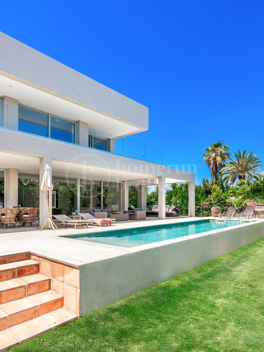 Villa Lipto - Villa Moderna gång Avstånd till San Pedro Strand