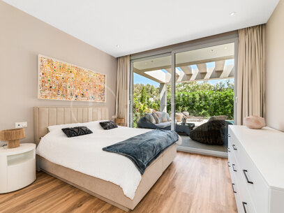 Villa Lipto - Modern Villa Walking distance to San Pedro Beach
