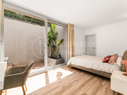 Villa Lipto - Modern Villa Walking distance to San Pedro Beach
