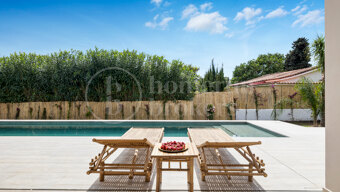 Villa Lipto - Modern Villa Walking distance to San Pedro Beach