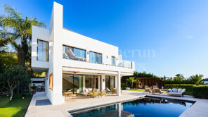 Villa Tucan - Los Naranjos Golf, Nueva Andalucia, Marbella