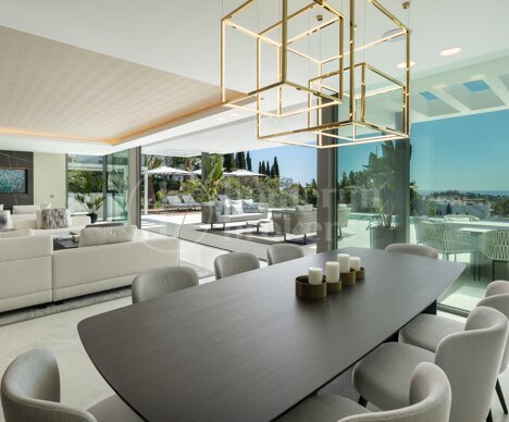 Villa Ellen - Contemporary Home in La Quinta