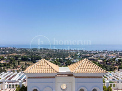 Villa Daniella - Luxurious 8 Bedroom Villa