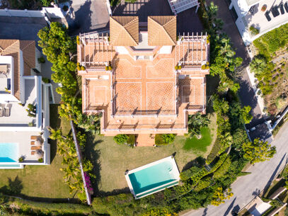 Villa Daniella - Luxurious 8 Bedroom Villa