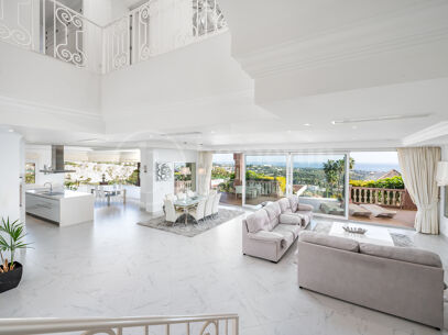 Villa Daniella - Luxurious 8 Bedroom Villa