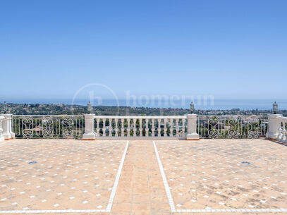 Villa Daniella - Luxurious 8 Bedroom Villa