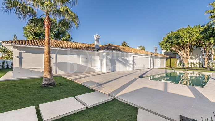 Villa Encanto - Elegant Frontline Golf Villa