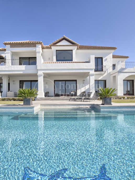 Villa Los Flamingos - Luxurious High Quality Residence