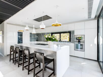 Villa Oak Valley - Impressive Villa in The El Madroñal Hillside