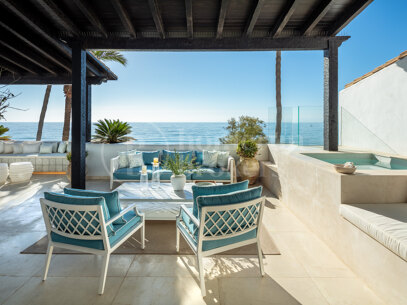 Penthouse Papaya - Duplex in Puente Romano