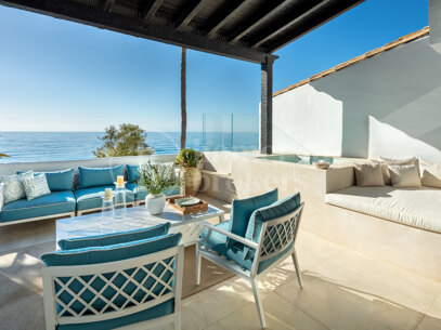 Penthouse Papaya - Duplex in Puente Romano