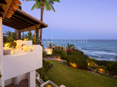 Penthouse Papaya - Duplex in Puente Romano