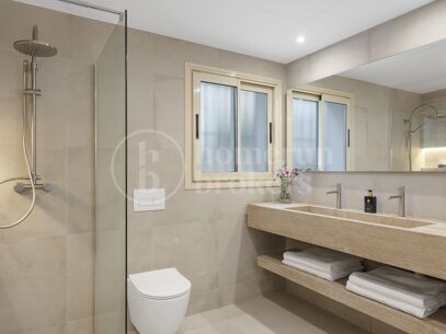 Apartment Adrienne - Panoramic Views in Nueva Andalucia