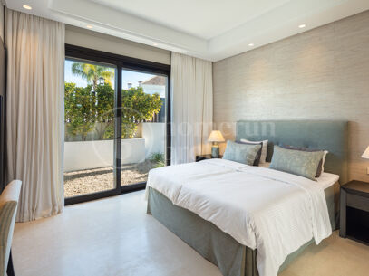 Casa Nevis - Exquisite Retreat in Marbella's Golf Valley