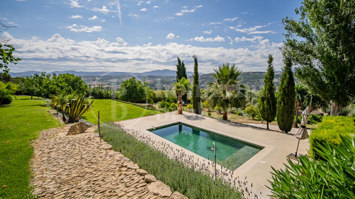 Villa Magdalena - Exquisite Property with Private Padel Court