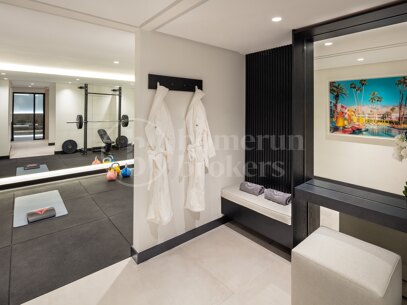 Auriga 5 - Luxurious Villa living In The Golf Valley, Nueva Andalucia