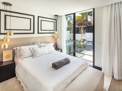 Auriga 5 - Luxurious Villa living In The Golf Valley, Nueva Andalucia