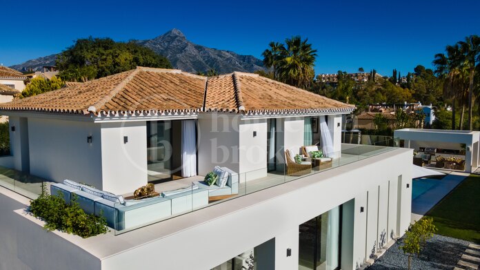 Auriga 5 - Luxurious Villa living In The Golf Valley, Nueva Andalucia