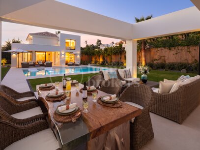 Auriga 5 - Luxurious Villa living In The Golf Valley, Nueva Andalucia