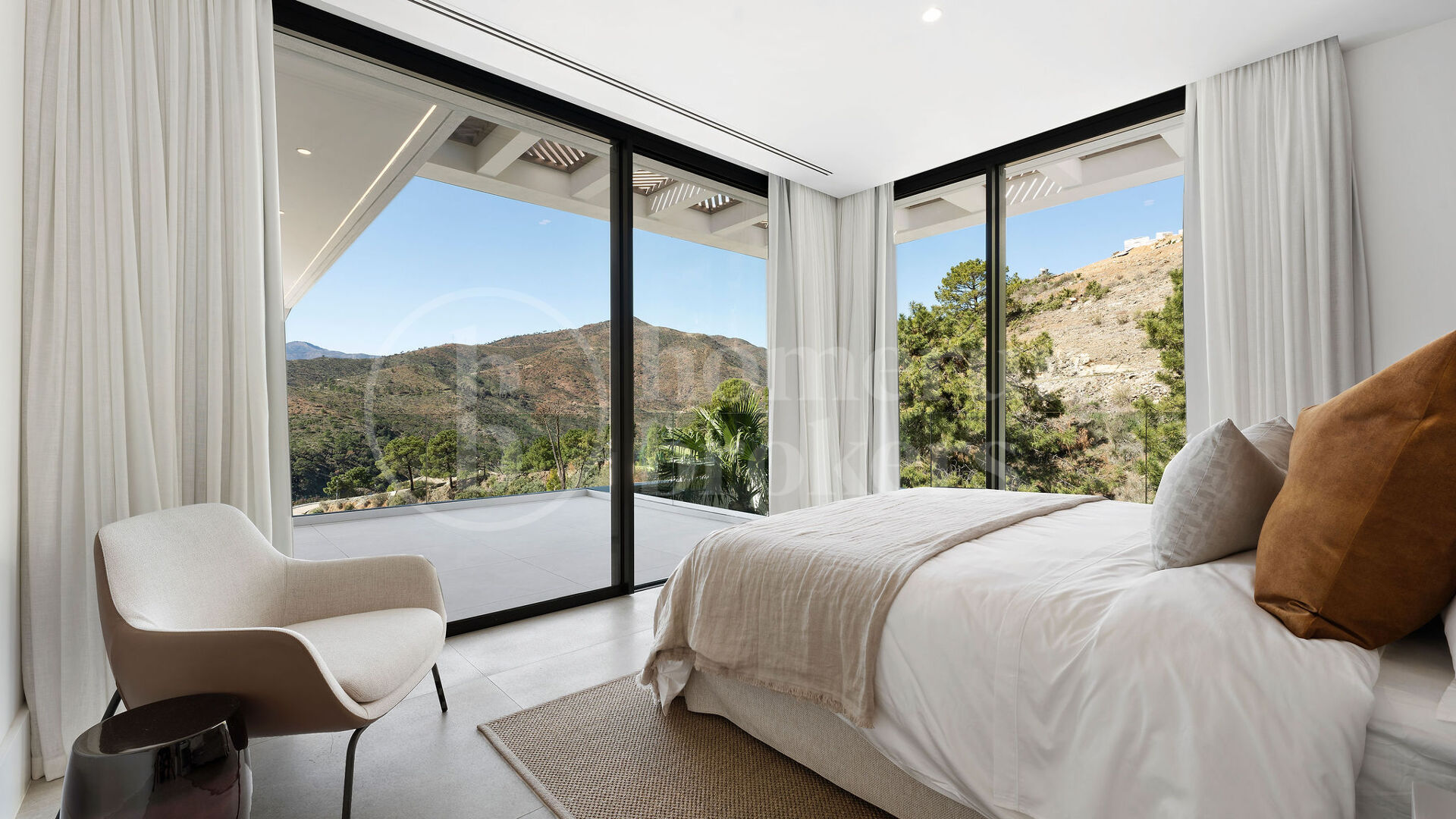 Villa Kibou - Ultra Modern Newly Built Villa