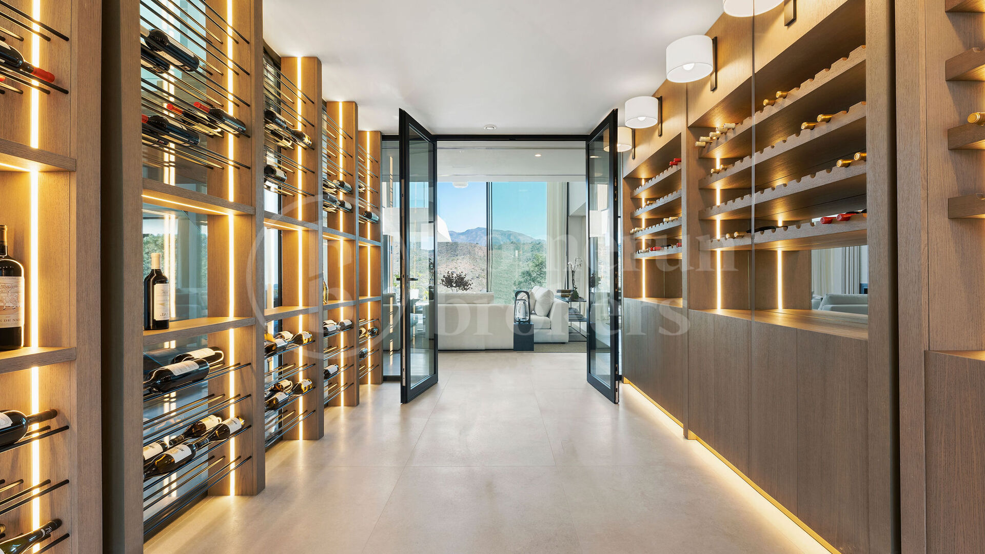 Villa Kibou - Ultra Modern Newly Built Villa