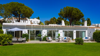 Bungalow Peñablanca - Modern Elegance in Nueva Andalucía