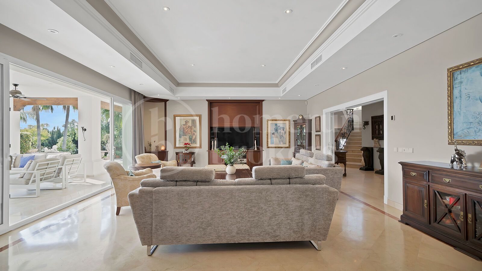 Villa Zanalita - Mansion with Panoramic Views in Nueva Andalucia