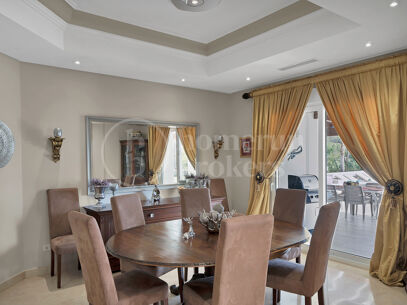 Villa Zanalita - Mansion with Panoramic Views in Nueva Andalucia