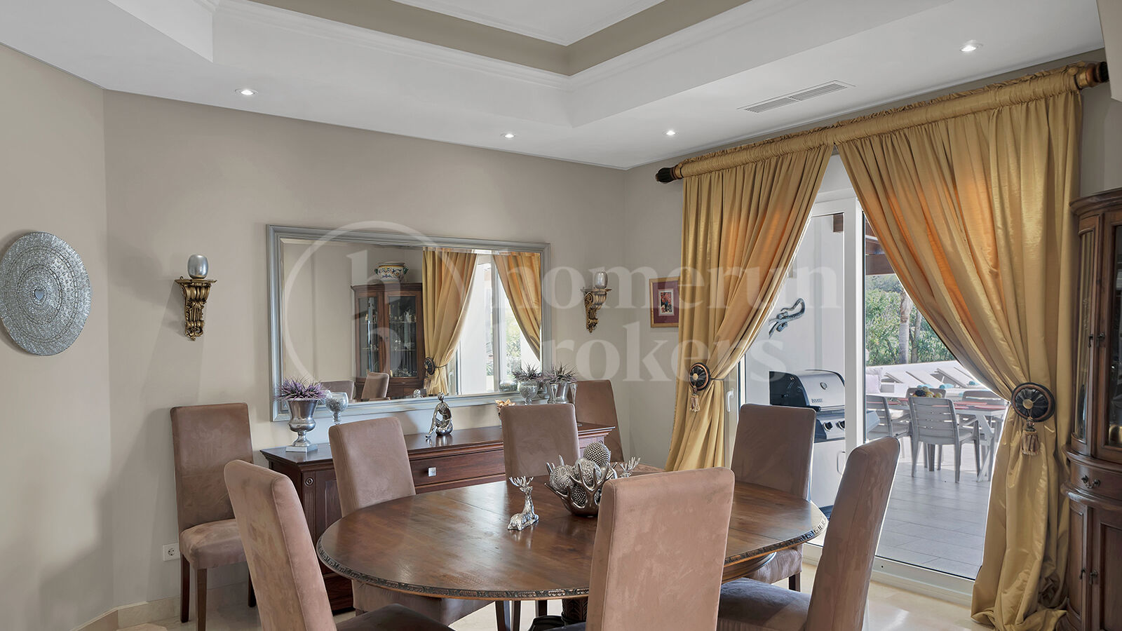 Villa Zanalita - Mansion with Panoramic Views in Nueva Andalucia