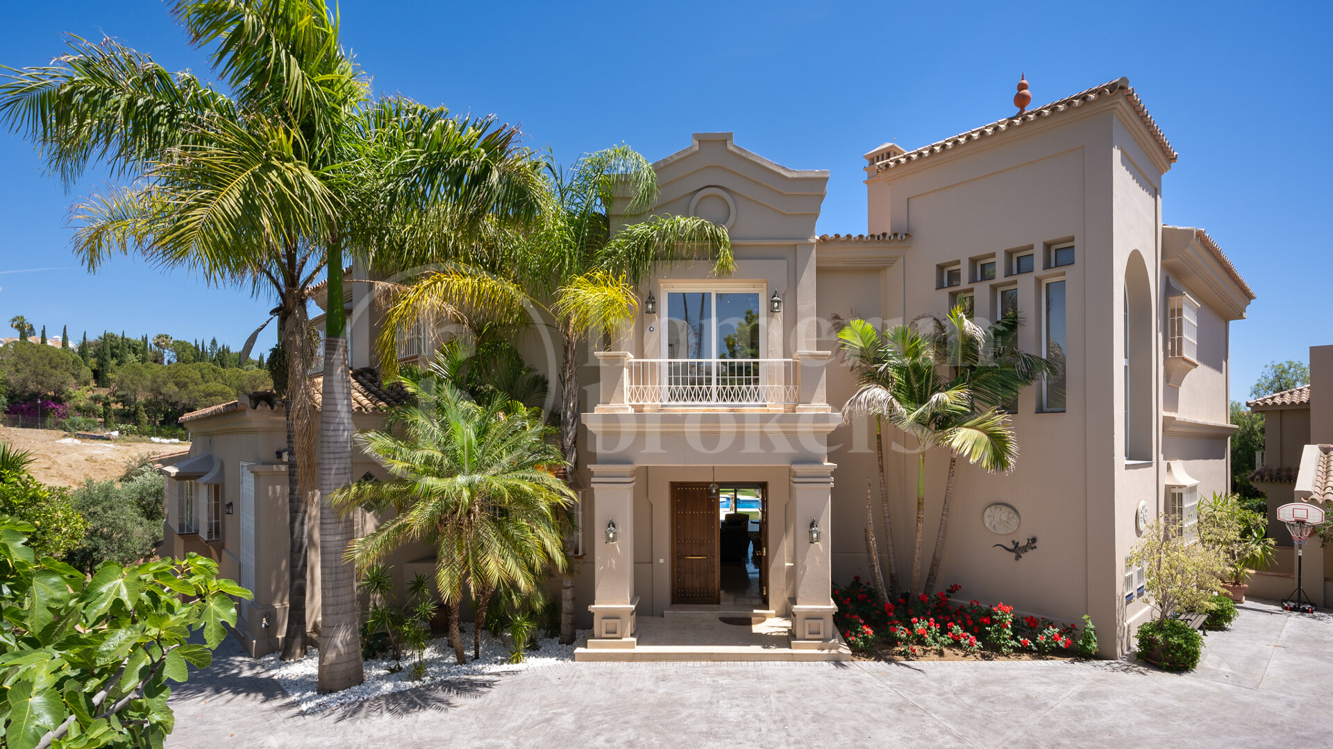 Villa Zanalita - Stor Villa med Panoramautsikt i Nueva Andalucia