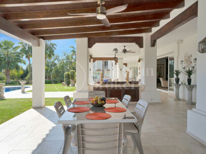 Villa Zanalita - Mansion with Panoramic Views in Nueva Andalucia