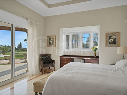 Villa Zanalita - Mansion with Panoramic Views in Nueva Andalucia