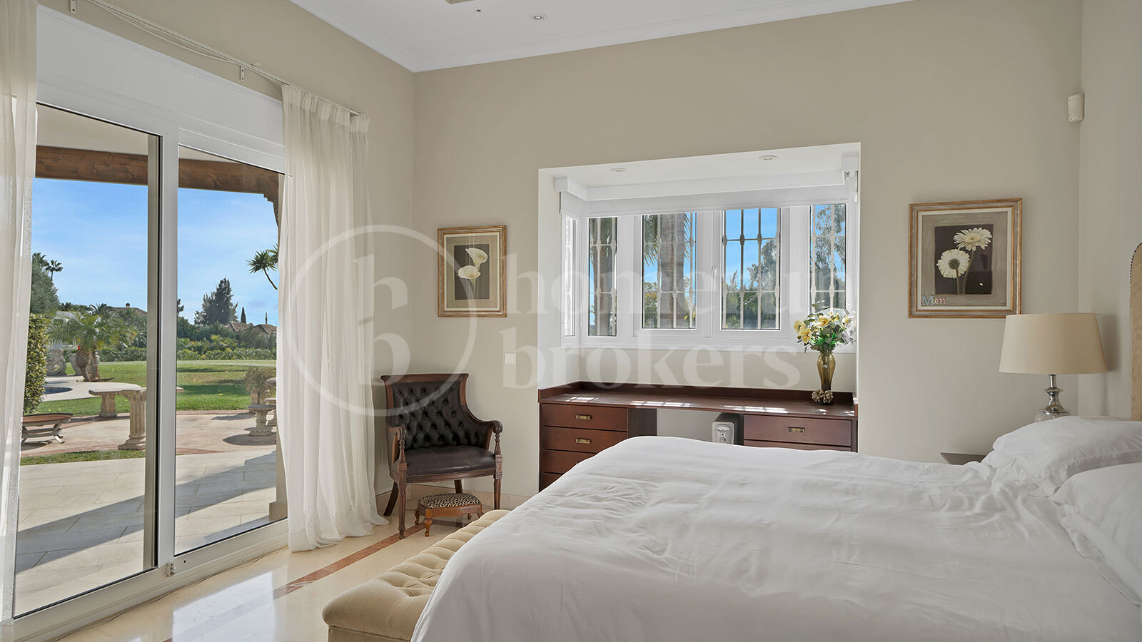 Villa Zanalita - Mansion with Panoramic Views in Nueva Andalucia