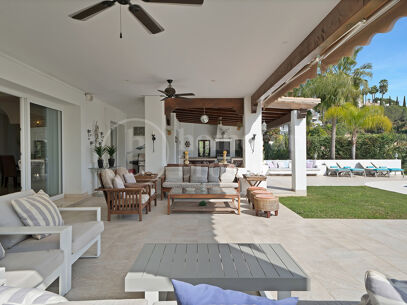 Villa Zanalita - Mansion with Panoramic Views in Nueva Andalucia