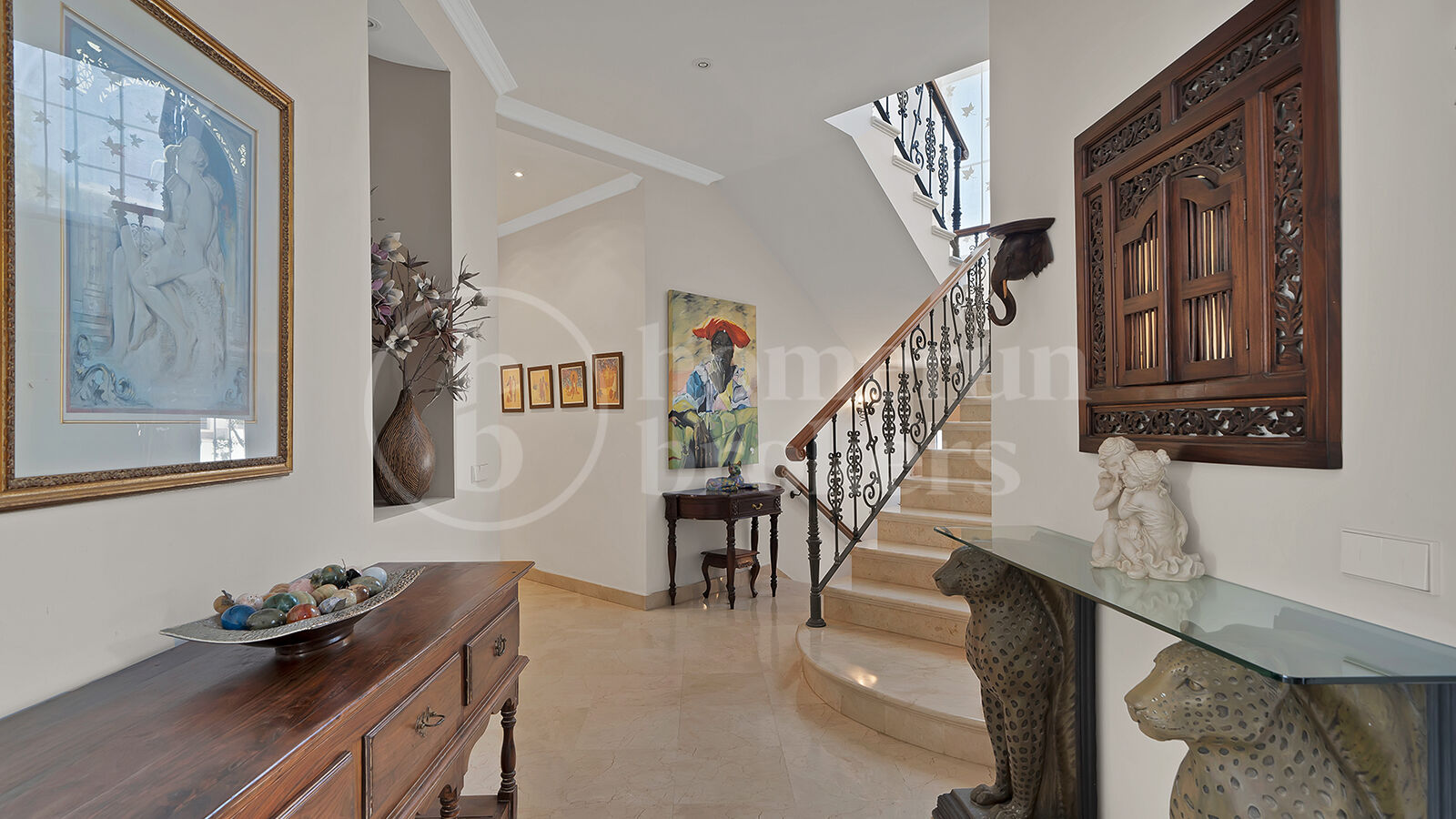 Villa Zanalita - Mansion with Panoramic Views in Nueva Andalucia