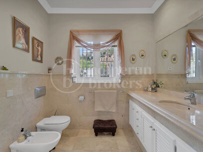 Villa Zanalita - Mansion with Panoramic Views in Nueva Andalucia