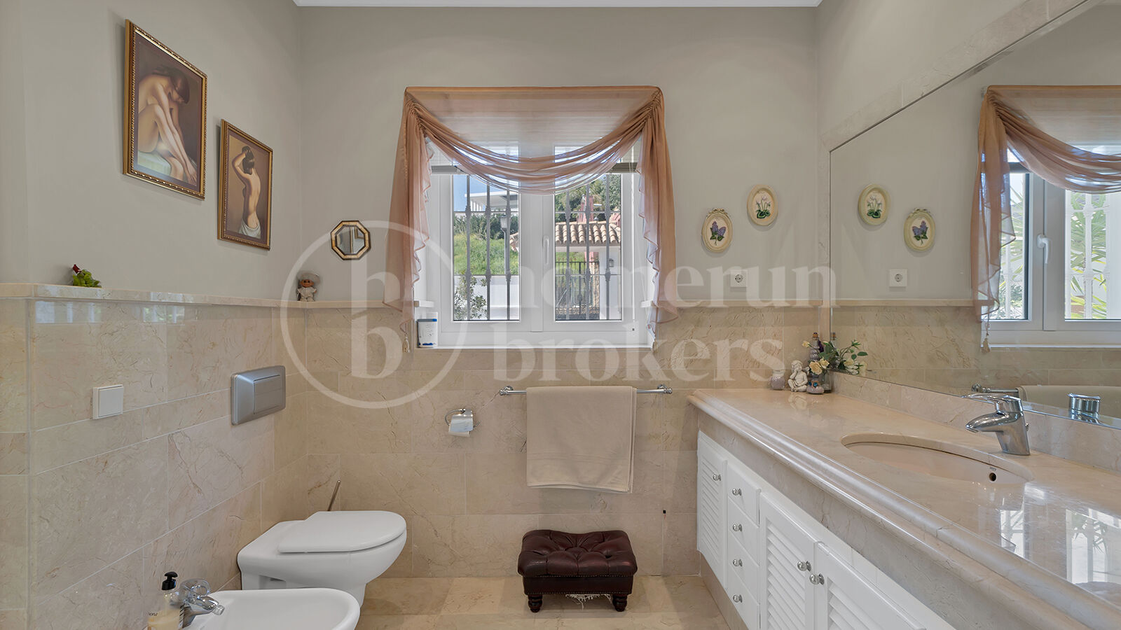 Villa Zanalita - Mansion with Panoramic Views in Nueva Andalucia