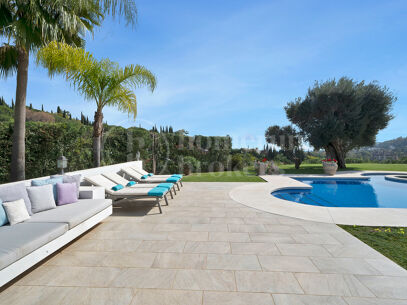 Villa Zanalita - Mansion with Panoramic Views in Nueva Andalucia