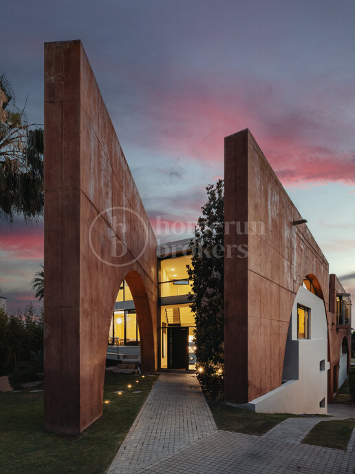 Villa Futura - Spectacular Eco-Luxury Villa with Breathtaking Views