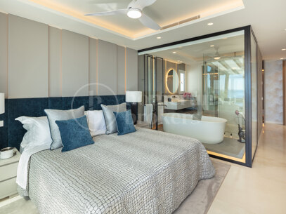 Penthouse One - A Remarkable Property in Puente Romano