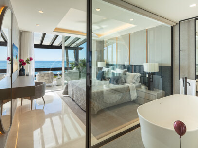 Penthouse One - A Remarkable Property in Puente Romano