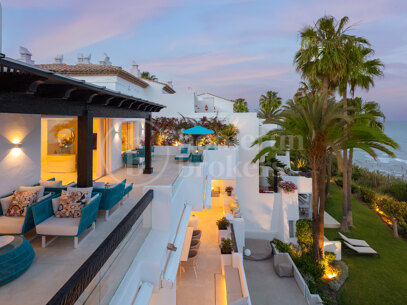 Penthouse One - A Remarkable Property in Puente Romano