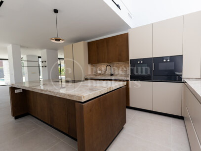 Pavilions 1 - New Modern Villa in Cortijo Blanco, San Pedro Beachside