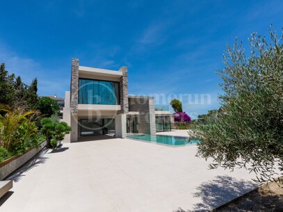 Pavilions 1 - New Modern Villa in Cortijo Blanco, San Pedro Beachside