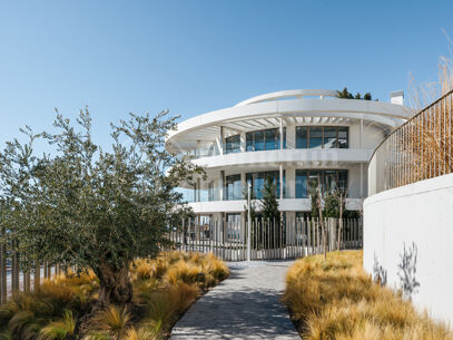 Zenith - Penthouse med Fantastisk Utsikt i The View, Benhavis